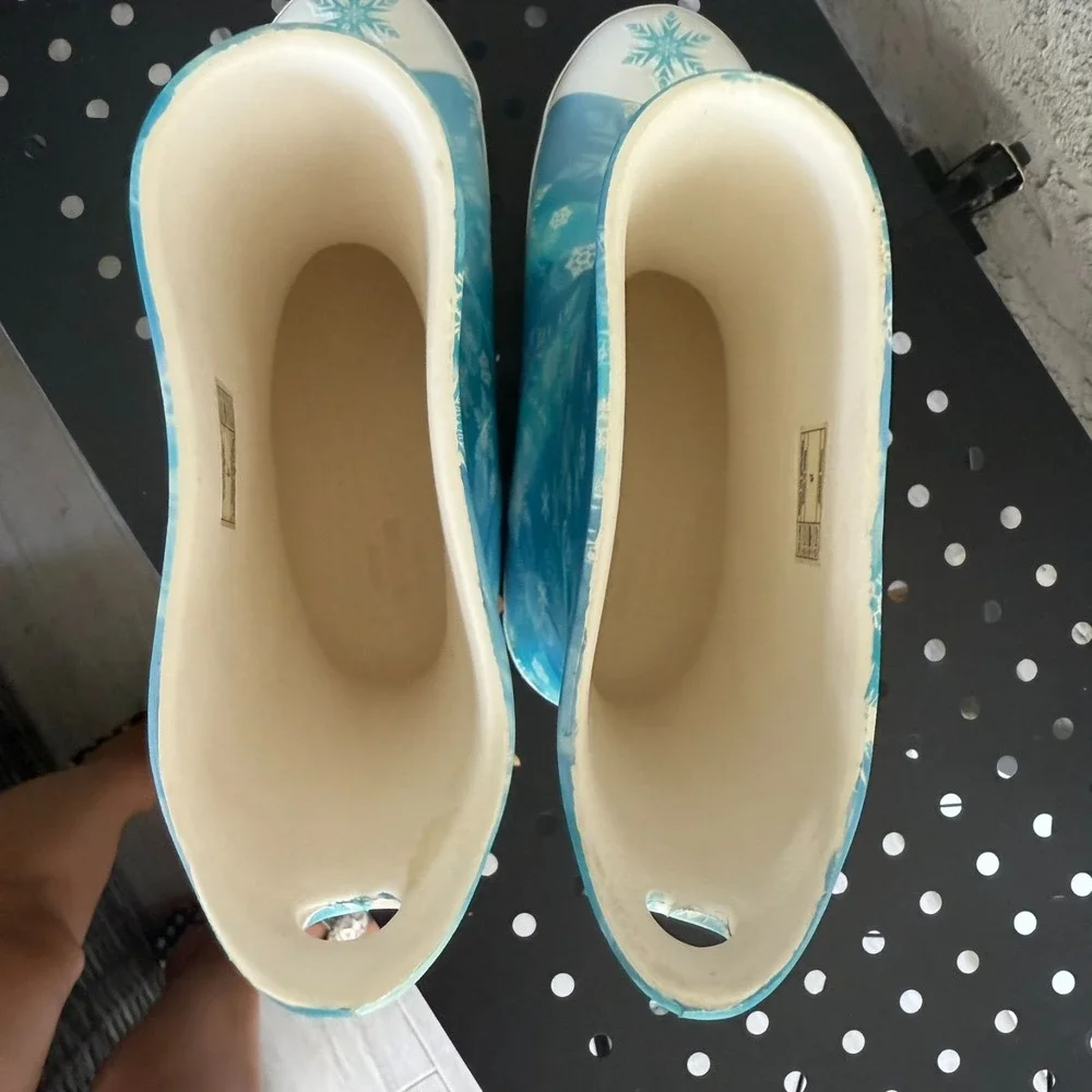 Crocs x Disney Frozen‎ Elsa Anna Rain Boots Girls J3 Blue Pull On Waterproof